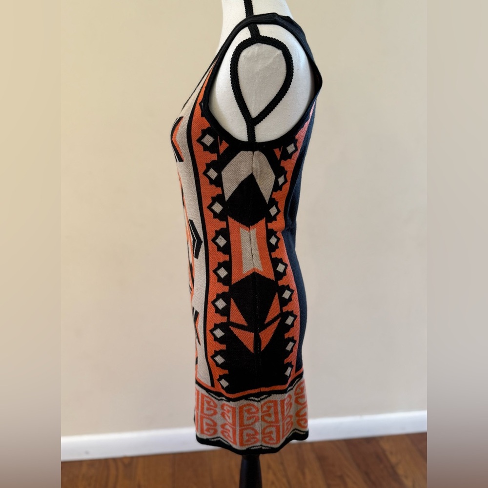 T/O Sleeveless Aztec print sweater dress - Picture 2 of 5